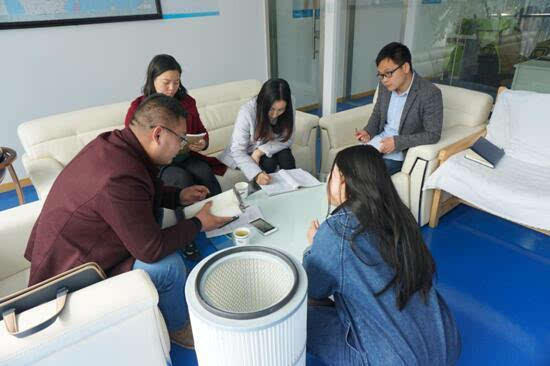 行業(yè)巨頭與涂裝設備工廠店合作，探索電商服務新路徑